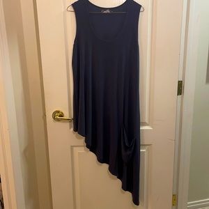 Sympli asymmetrical sleeveless black top with pocket accent, Size 10.